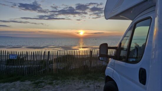 Sonnenuntergang am Strand von Gouville sur Mer