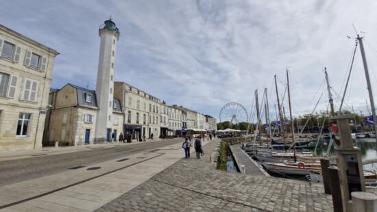 Leuchtturm am Quai Valin in La Rochelle